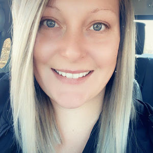 Meet your Posher, Briana